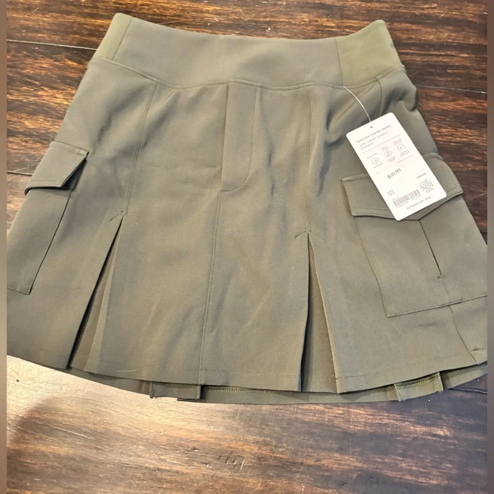 Athleta Olive Green Pleated cargo Skirt with Pockets- size 0 - Picture 4 of 6